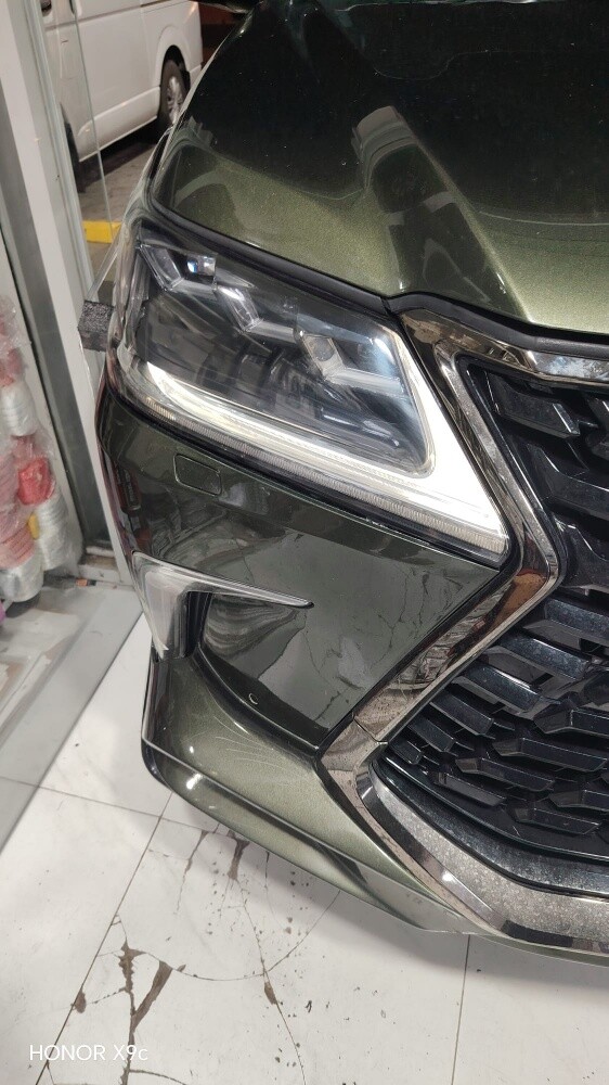 lED.     lx570 - 2