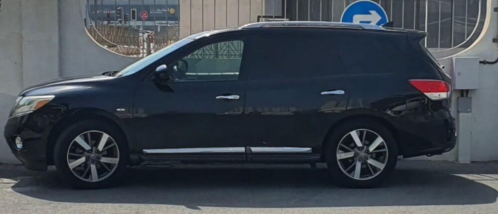 Nissan pathfinder 2014 SV - 2