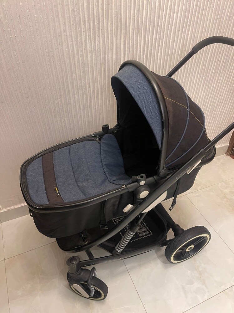 stroller - 1