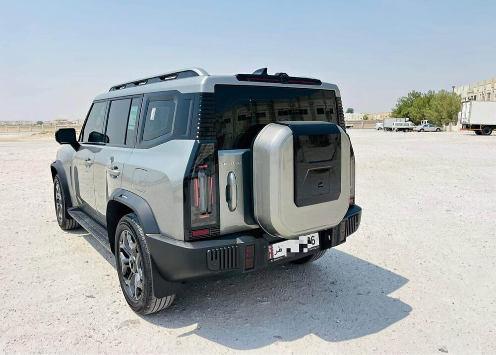 VIP limousine land cruiser - 7