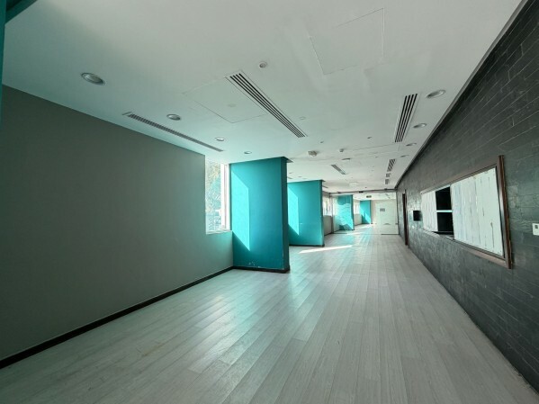 Restaurant Space for Rent 477sqm - 13