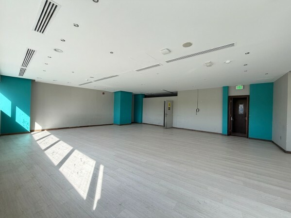 Restaurant Space for Rent 477sqm - 16