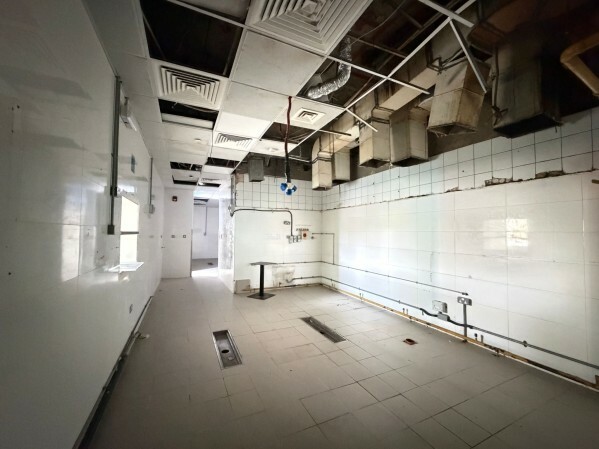 Restaurant Space for Rent 477sqm - 4