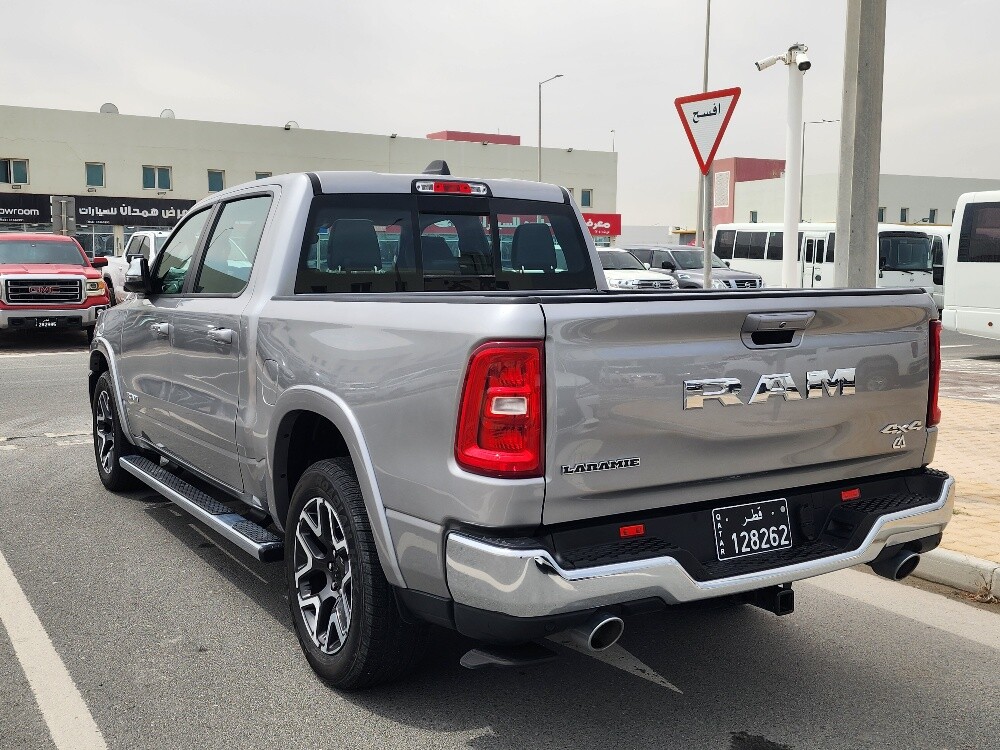 Ram Laramie 1500 - 4