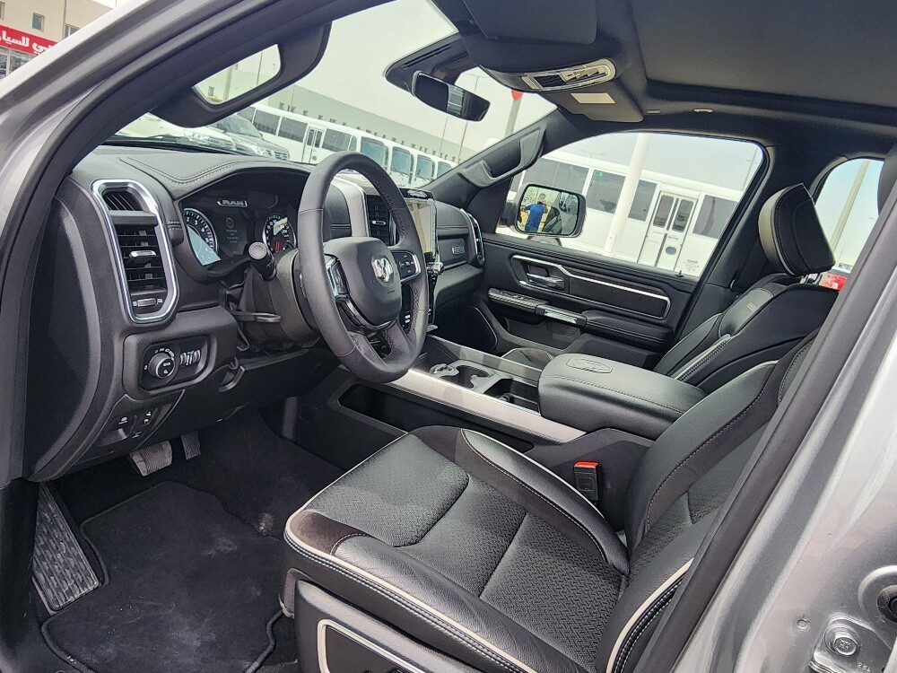 Ram Laramie 1500 - 8