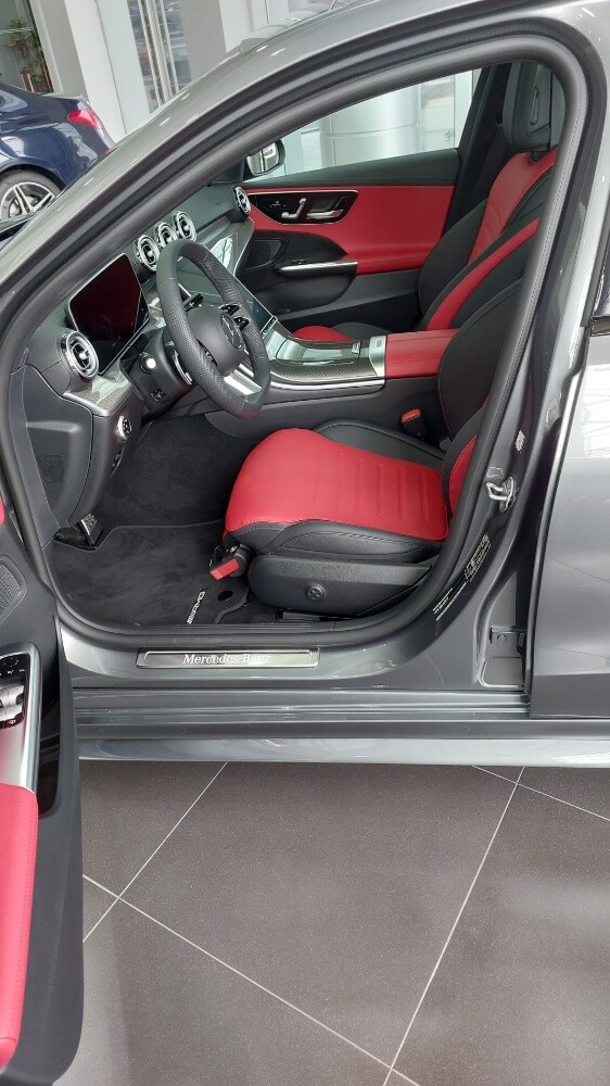 Marcedes Benz 2023 Dark Gray - 4
