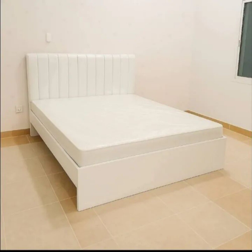 سرير ومرتبة - 1