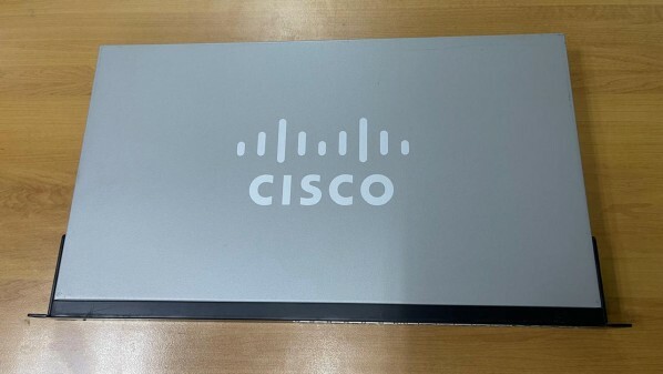 Cisco SG300-28 28 Port Switch - 2