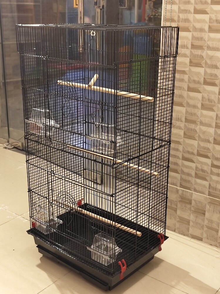 bird's cages brand new - 2