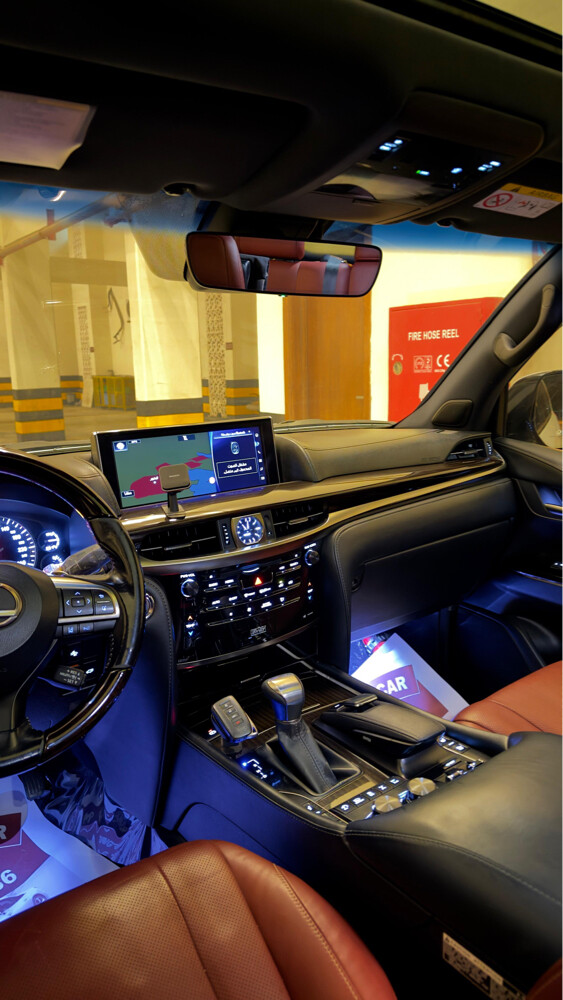 for sell Lexus 5.7 — photo 2 for sale in Qatar
