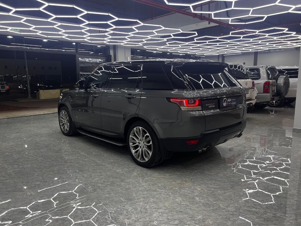 range rover sport supercharged — photo 7 for sale in Qatar