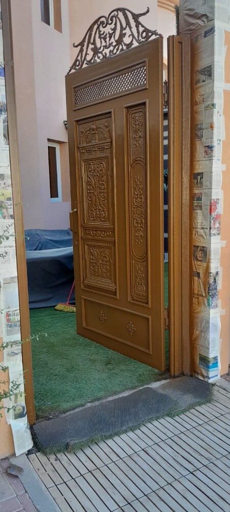 صبغ الابواب الحديد والخشب للفلل - 5