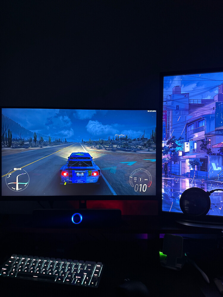للبيع بي سي رقمي 77767628 - 1