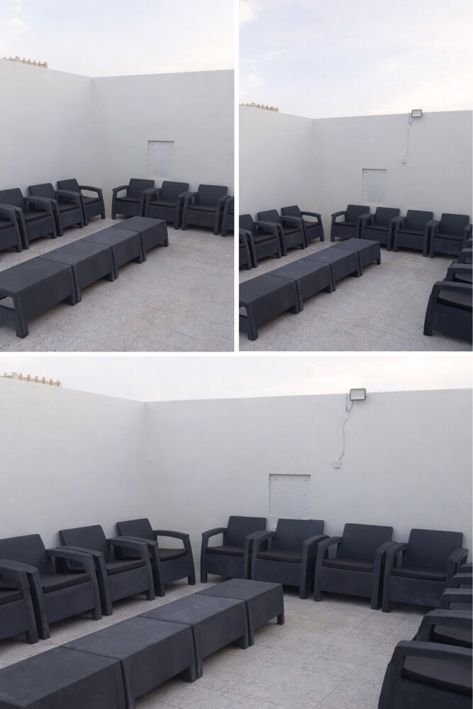 Outdoor lengths and chairs - 1