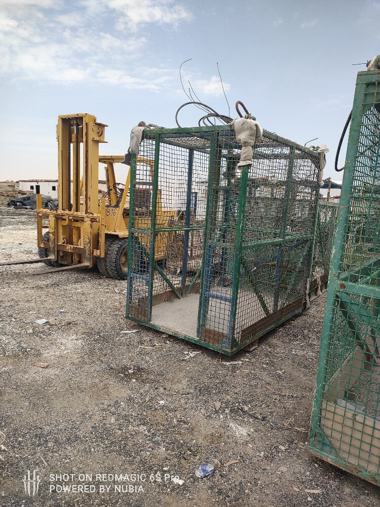 Boxes used for crane towers - 1