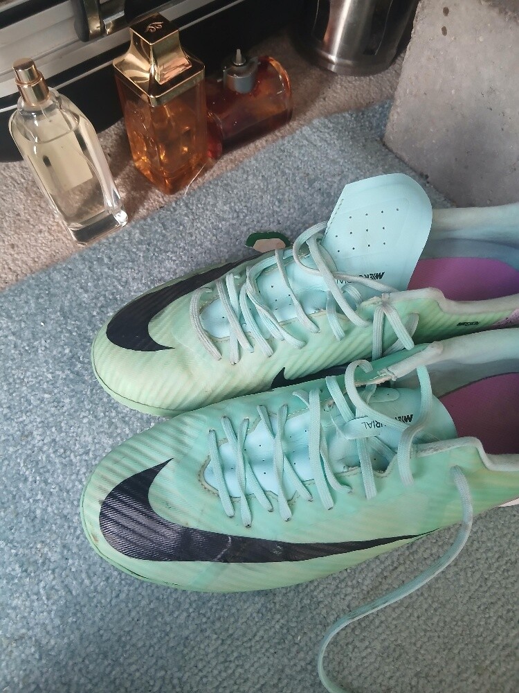 size 45 Football Nike original - 1