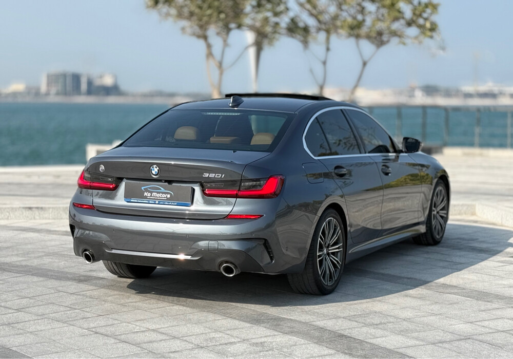 BMW 320 I M package — photo 10 for sale in Qatar