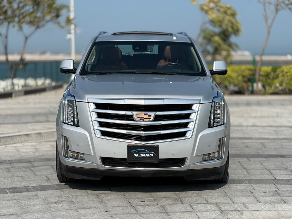Cadillac Escalade — photo 3 for sale in Qatar
