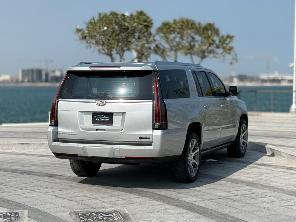 Cadillac Escalade — photo 8 for sale in Qatar