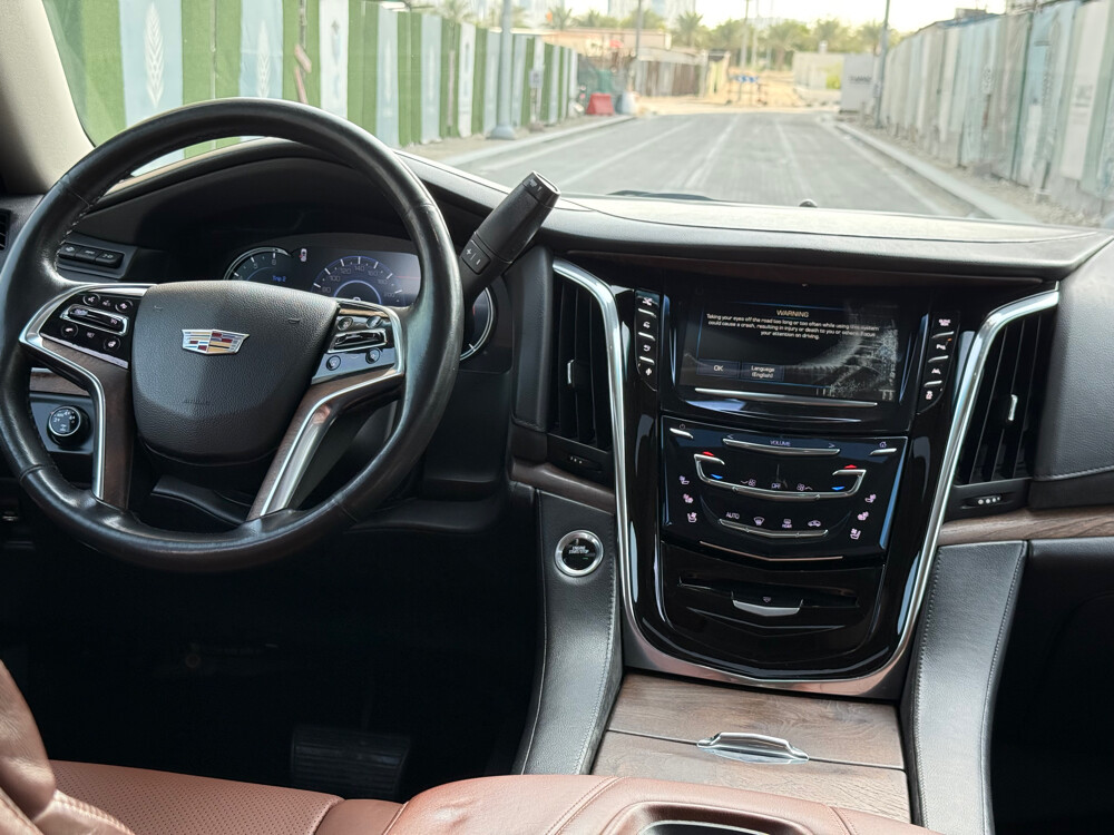 Cadillac Escalade — photo 14 for sale in Qatar