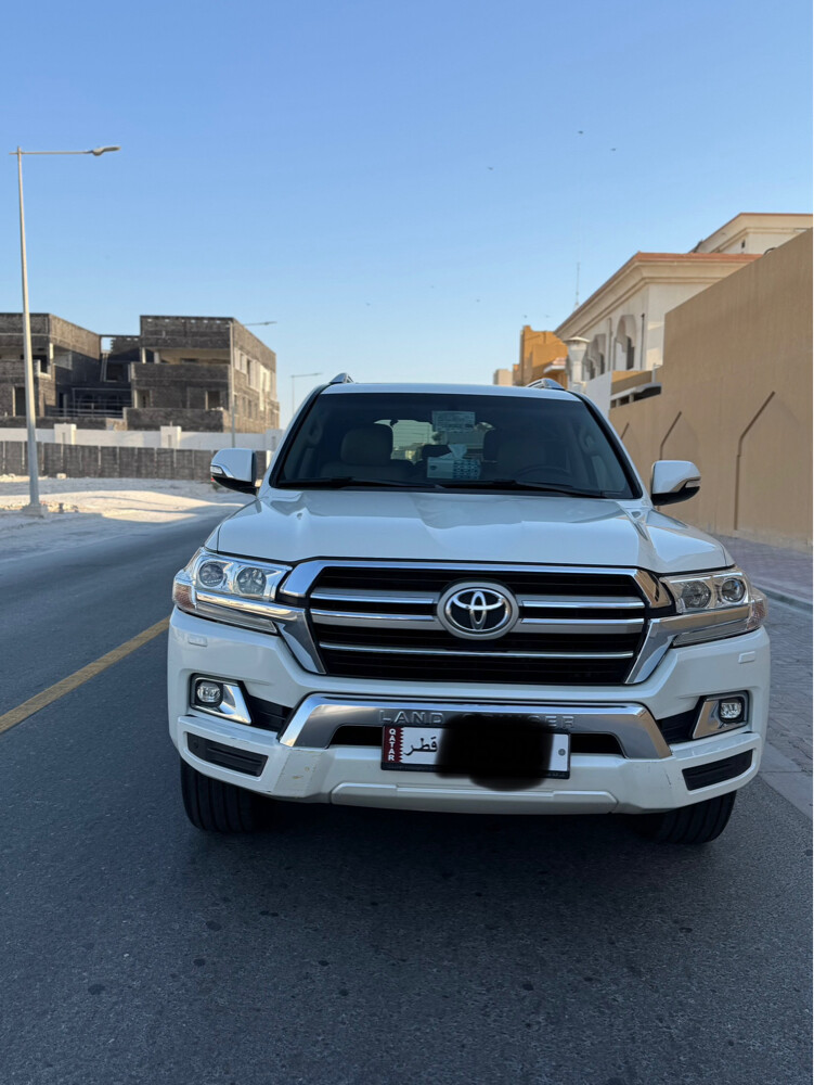 Land Cruiser GXR v8 — photo 7 for sale in Qatar