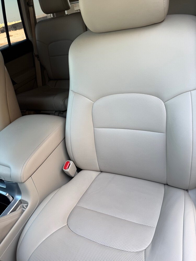 Land Cruiser GXR v8 — photo 1 for sale in Qatar
