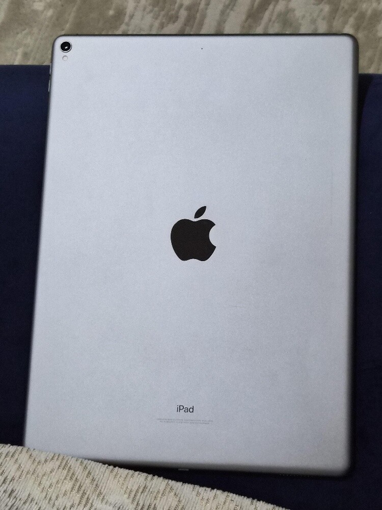 iPad pro 2020 8th generation - 1