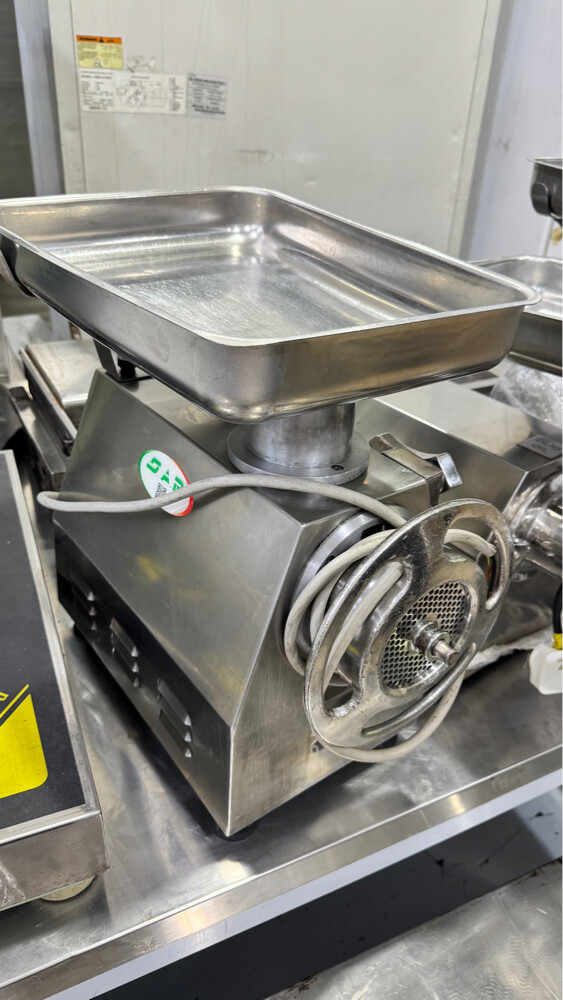 meat machine Italy - 2