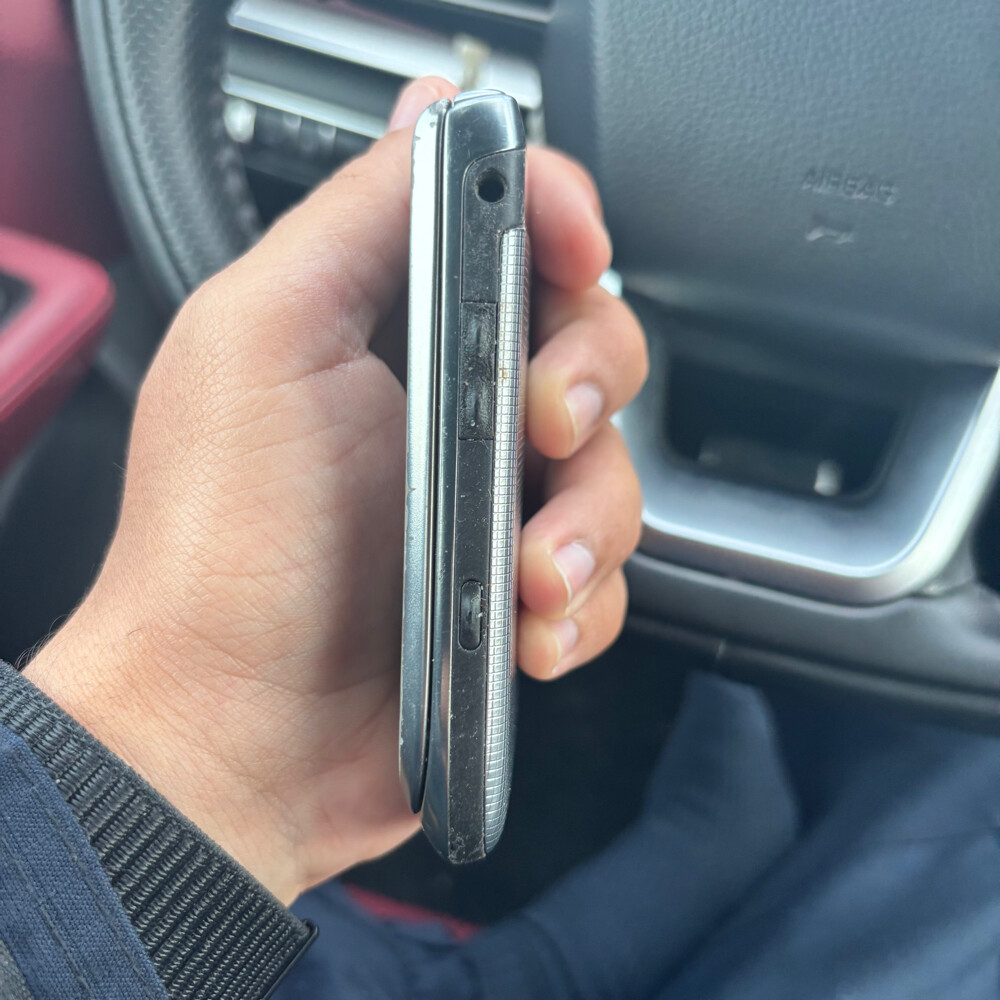 بلاك بيري 9810 - 4
