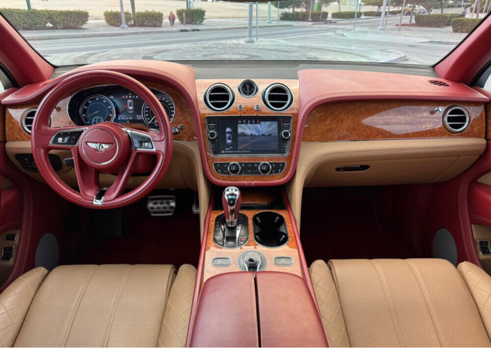 Bentley bentayga — photo 14 for sale in Qatar
