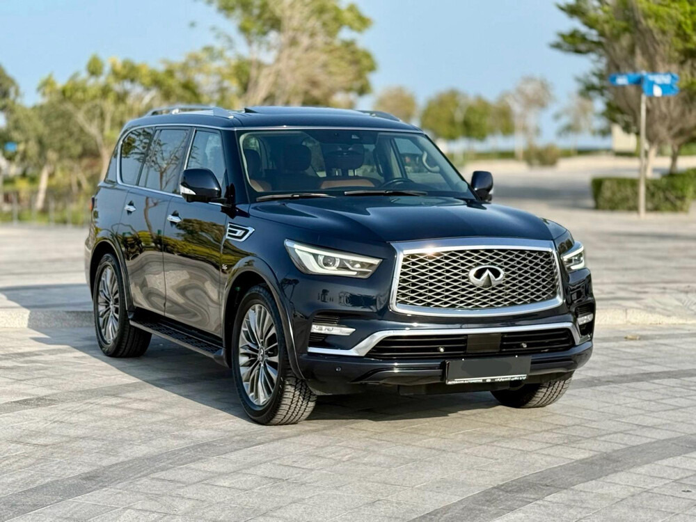 infinite QX80 2018 — photo 2 for sale in Qatar