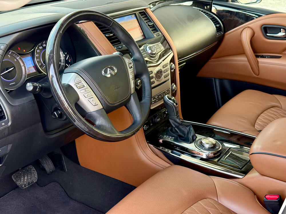 infinite QX80 2018 — photo 15 for sale in Qatar