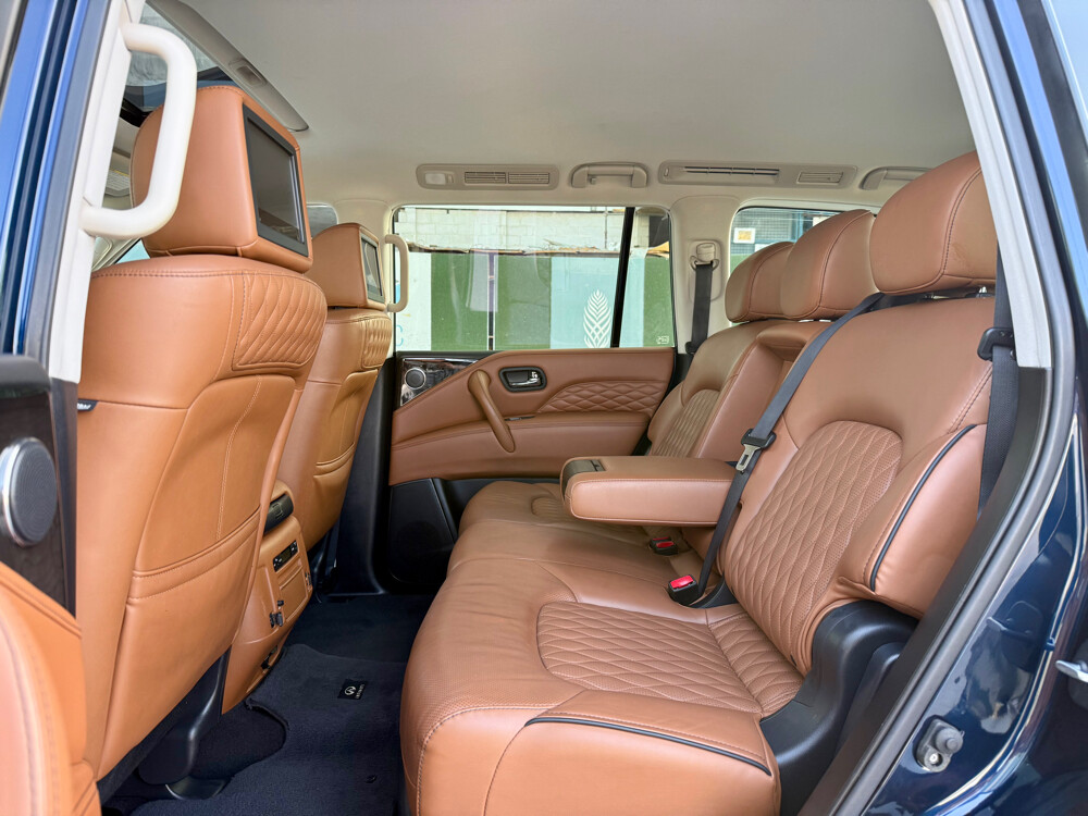 infinite QX80 2018 — photo 10 for sale in Qatar