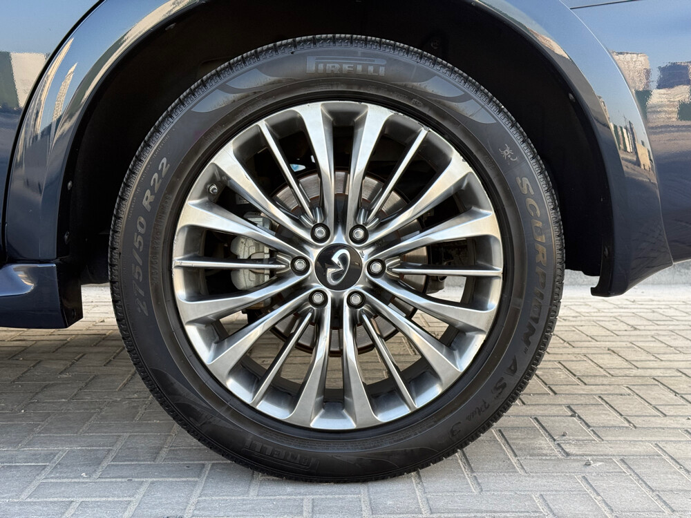 infinite QX80 2018 — photo 14 for sale in Qatar
