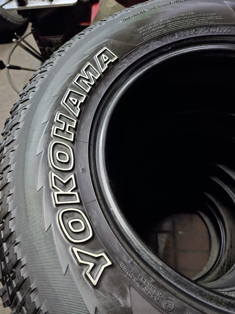 285-70-17,,,Yokohama   brand - 4