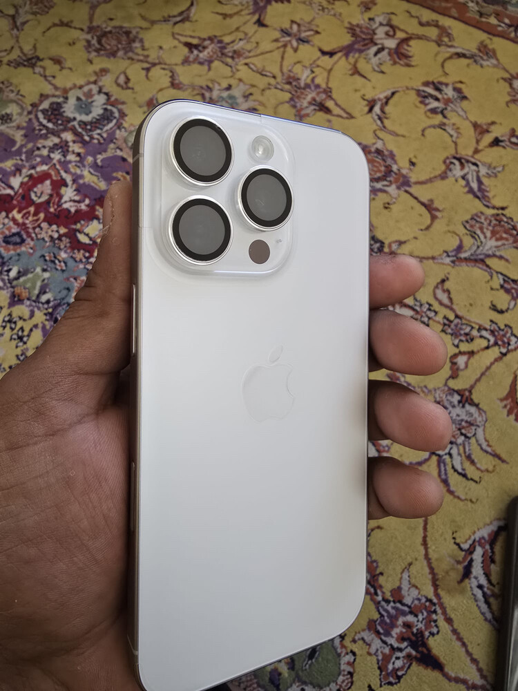 i phone 16Pro 128GB - 6