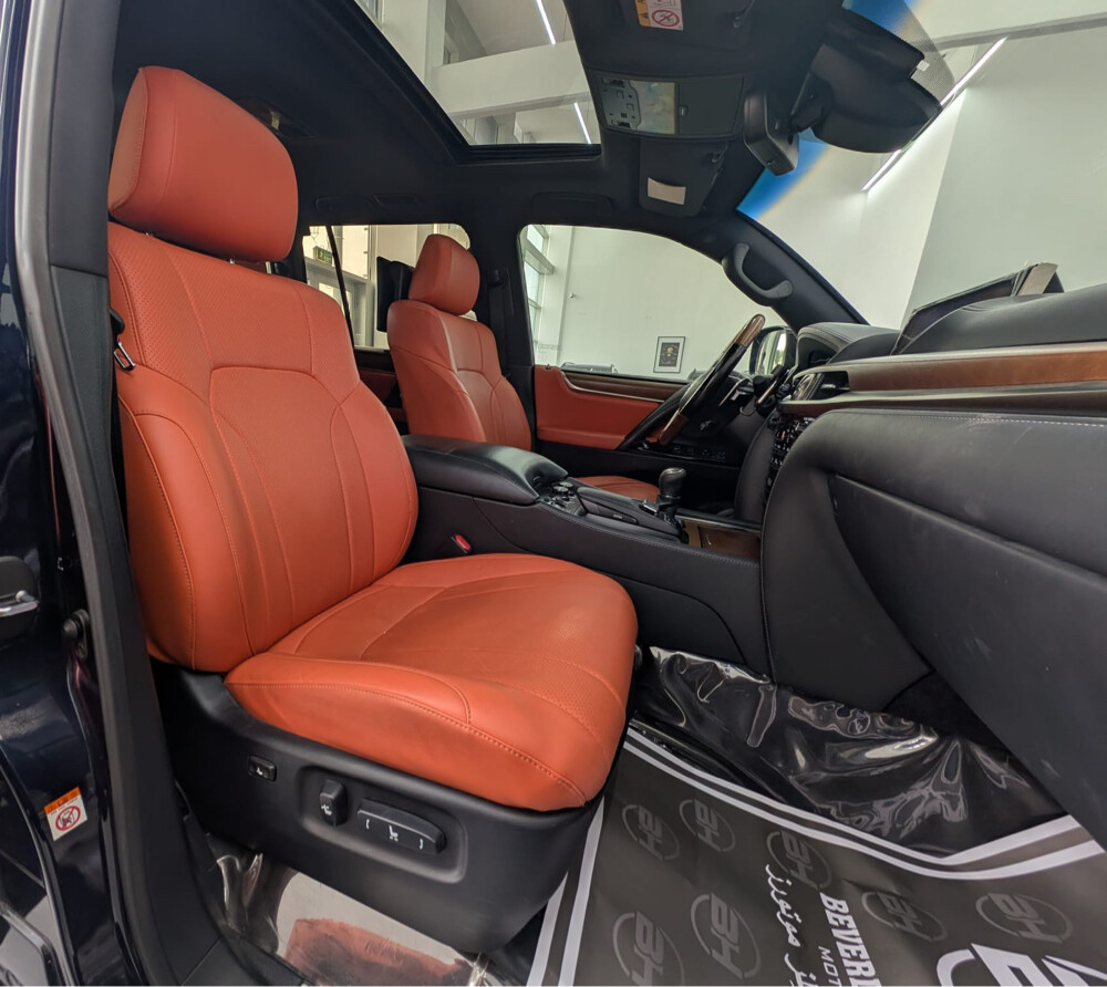 2017 Lexus LX 570 -full service h - 9