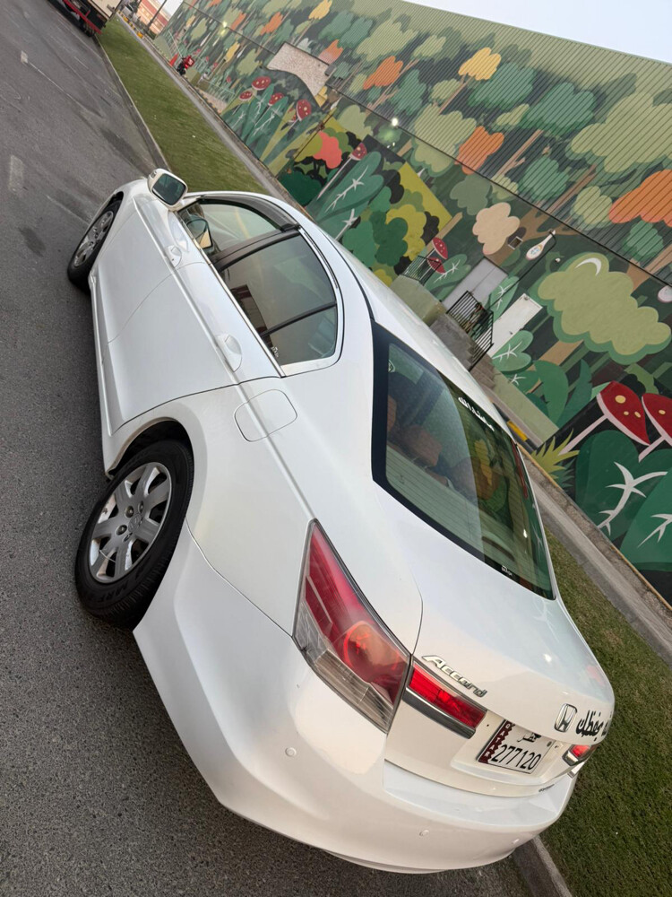 Honda Accord - Good Condition — photo 4 for sale in Qatar