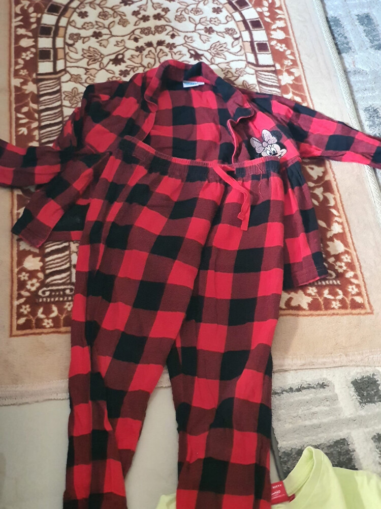 Pajamas and T-shirts - 3