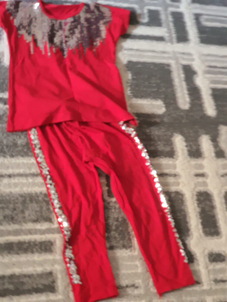 Pajamas and T-shirts - 14
