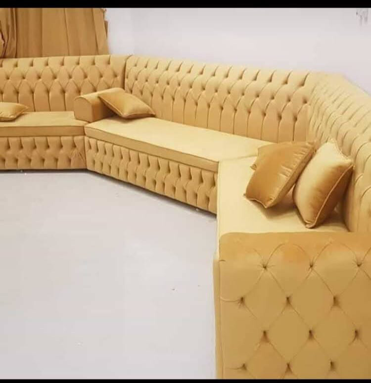 curtains &carpet & sofa  - 6