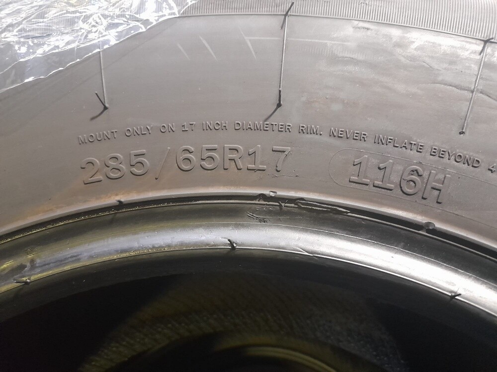 SeamTyre Eng: Japan 285-65-17 - 5