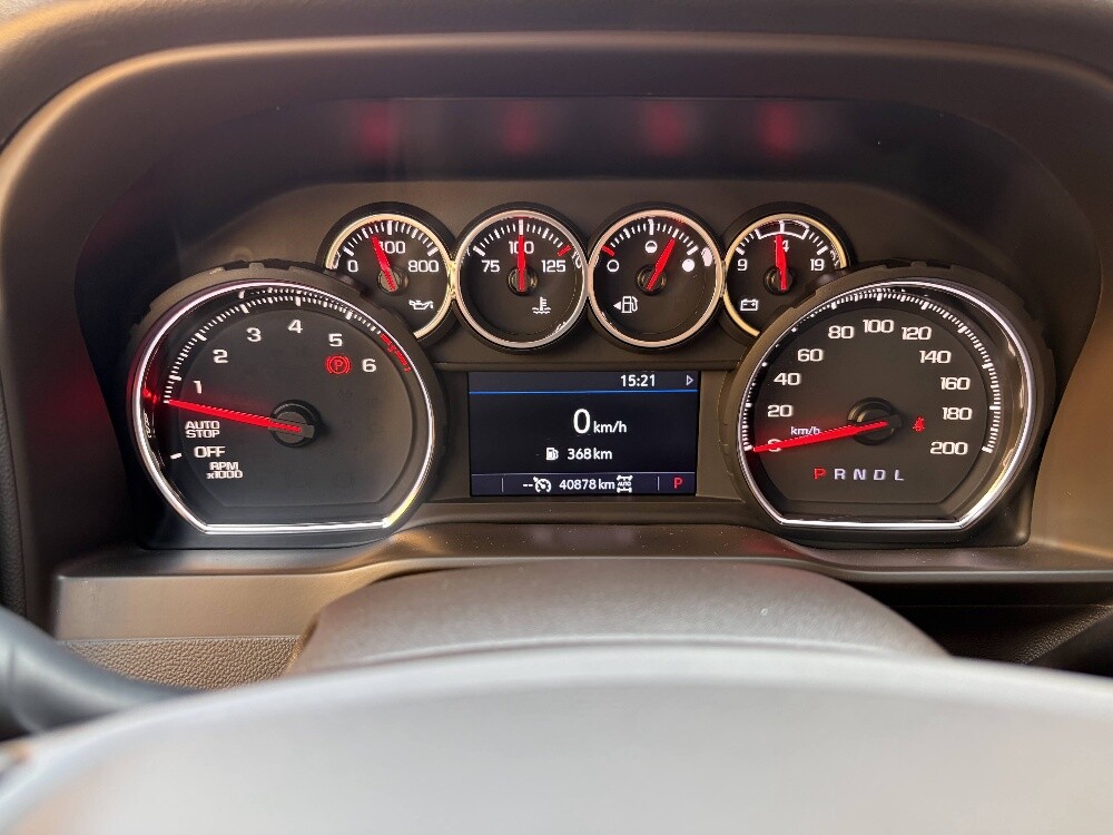 2021 Silverado Trailboss — photo 2 for sale in Qatar