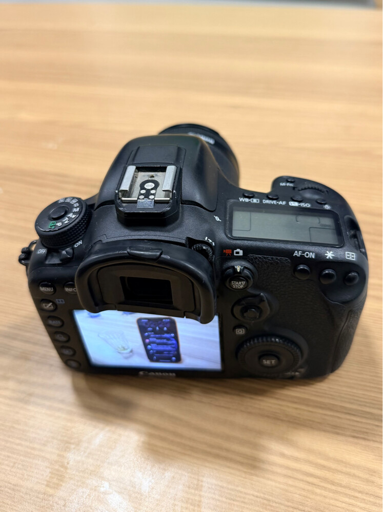 canon 7d mark 2 - 2