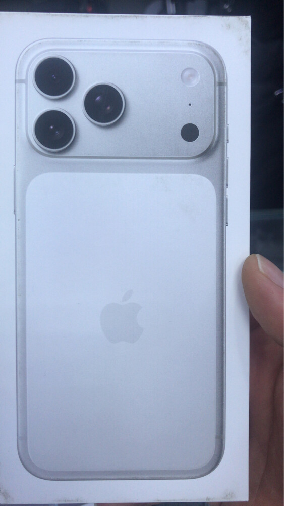 iPhone 17 pro 256gb  - 1
