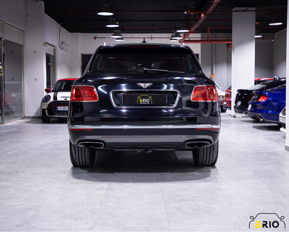 For Sale Bentley Bentayga 2018 — photo 4 for sale in Qatar