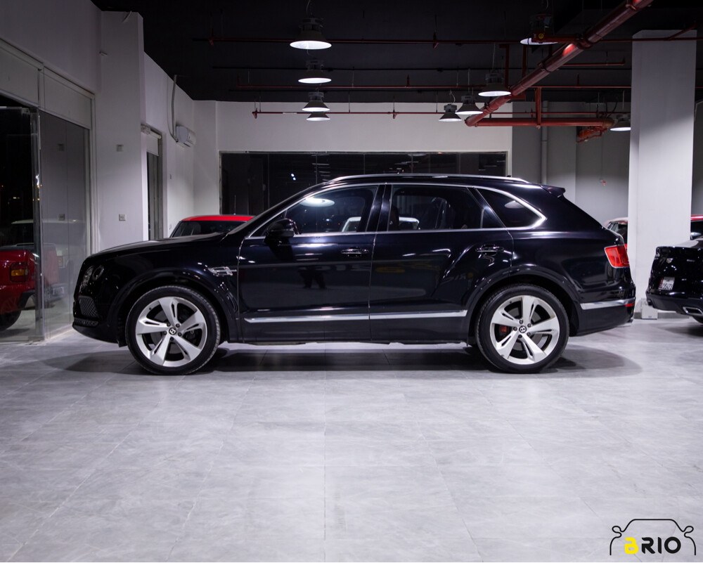 For Sale Bentley Bentayga 2018 — photo 6 for sale in Qatar