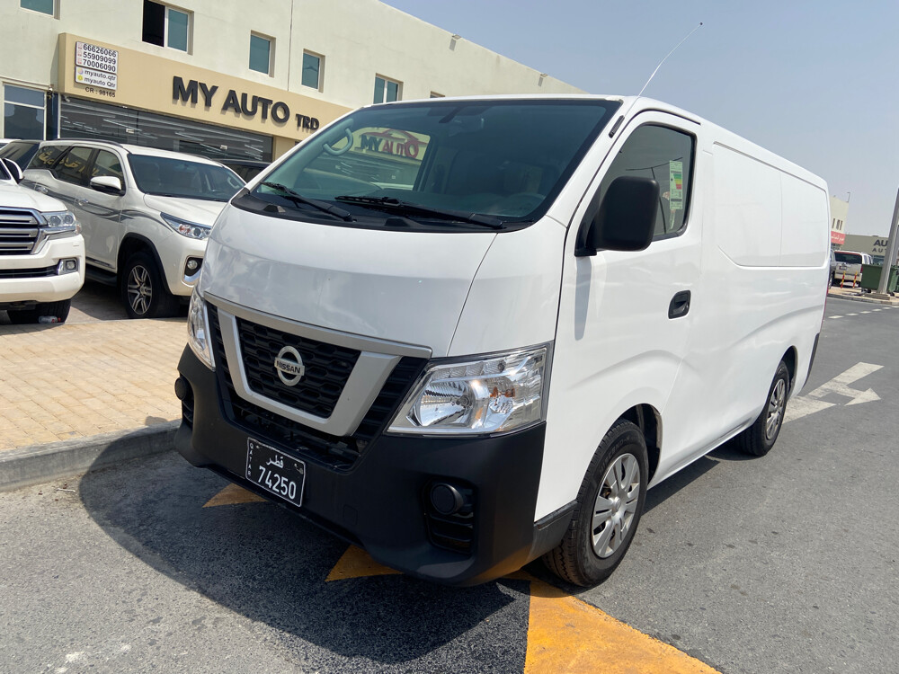 Nissan  2020 MV 350 white  - 5