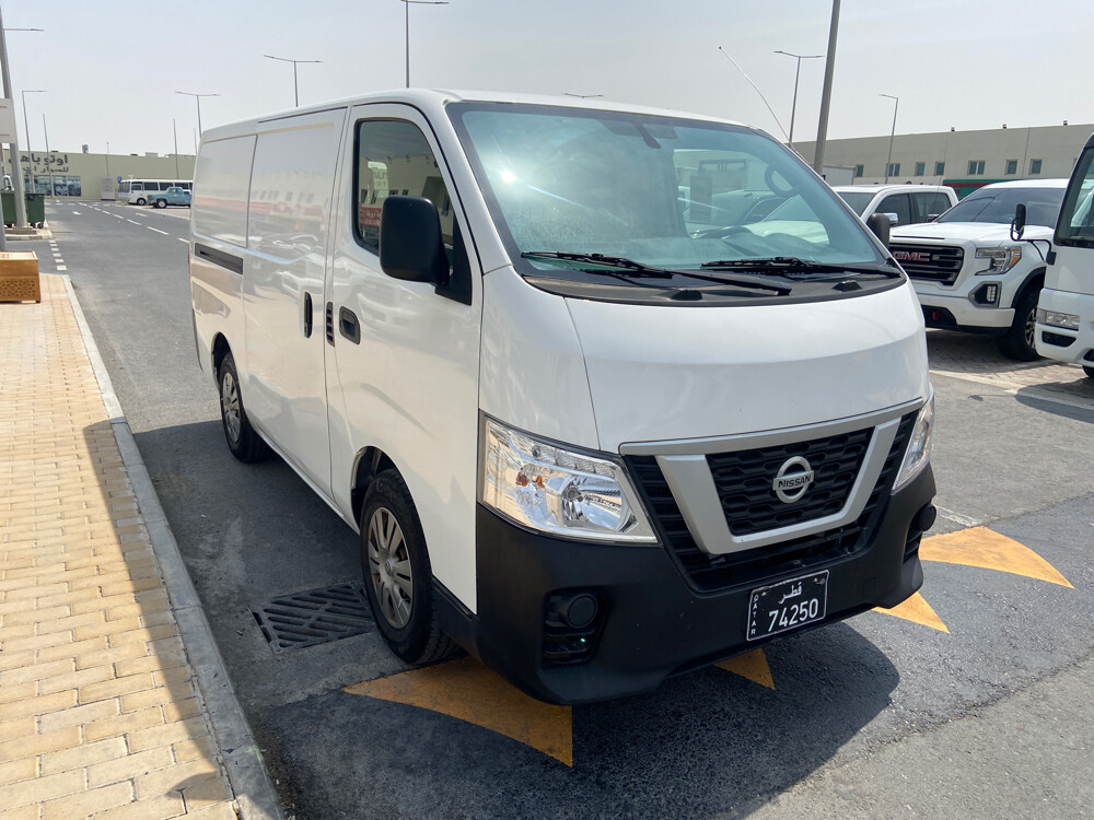 Nissan  2020 MV 350 white  - 4