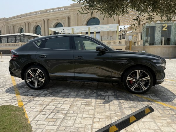 GV80 coupe - Excellent condition - 2